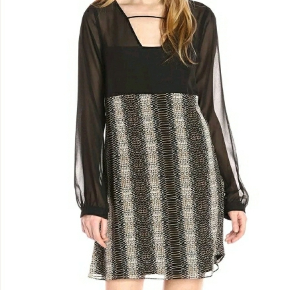 NWT BCBGENERATION MSRP $115 Stunning Dress